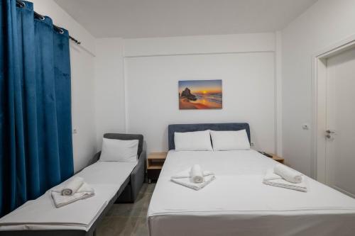 Deluxe Triple Room room in Vullkan Hotel
