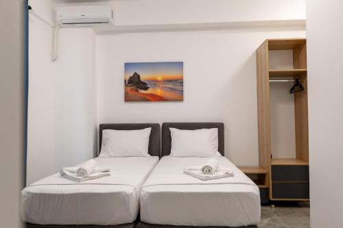 Quadruple Room image 8