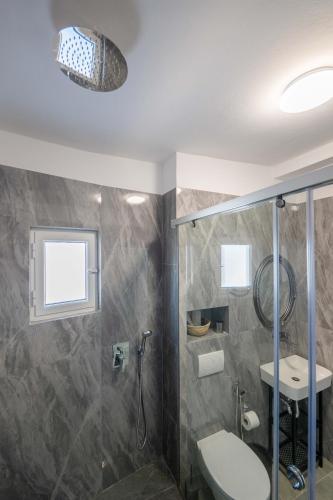 Suite image 9