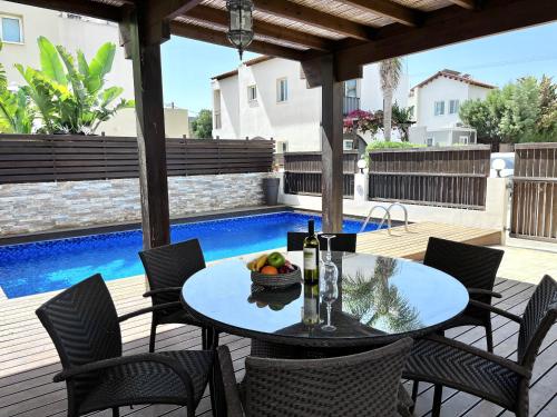 Villa with Private Pool image 9