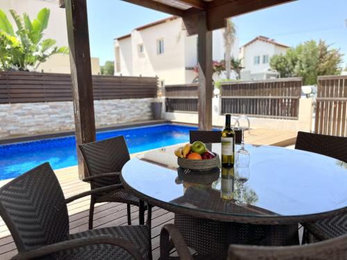 Villa with Private Pool image 8