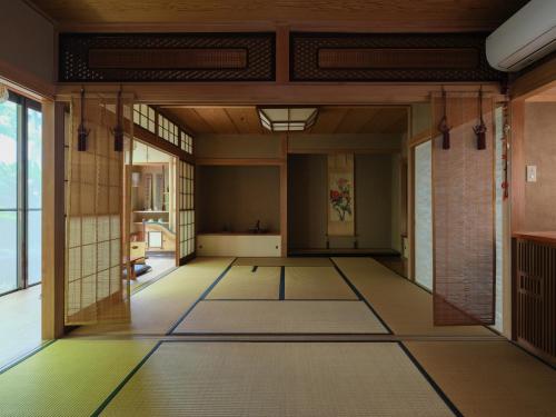 千年邸, Tokio