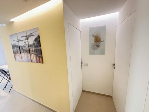 Loft Moderno Monte Senario- Colosseo in 15 Min in Metro, Rome (photo 2)