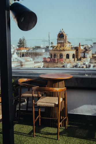 נוף, esZentrico Suites-Rooftop Bar & Pool in חרז