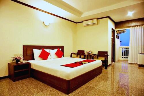 room detail thumbnail 0