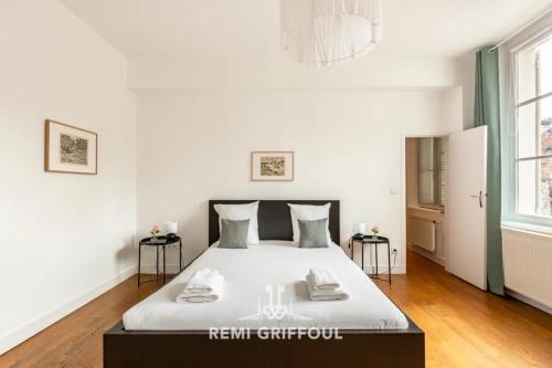 Hypolite 1 Cosy Apartment 80 meters from the Port of Honfleur 2 guest - image 5