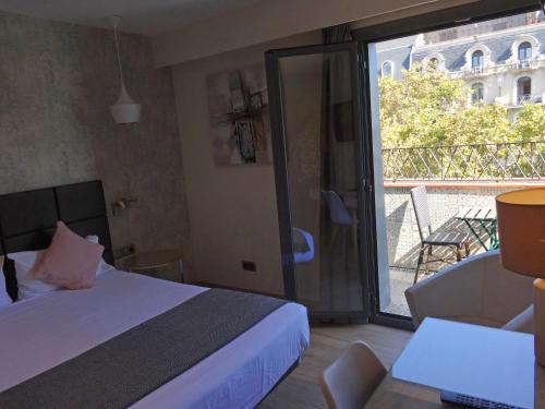 Superior Double Room with Balcony