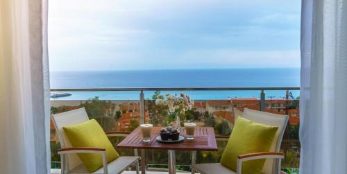 נוף, Rahoni Cronwell Hotel by Diomedes Group in כלקידיקי