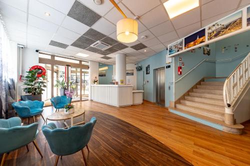 Lobby, ibis Styles Marseille Centre Prado Castellane in 06. Castellane et Préfecture