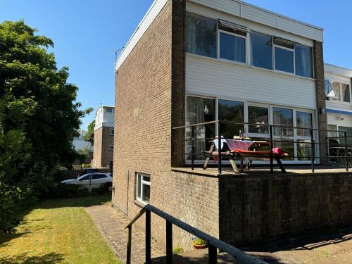 Hotellet från utsidan, Harbour Strand close to the beach and harbour, dog friendly in Brading