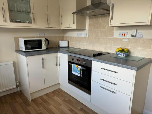 Harbour Strand close to the beach and harbour, dog friendly in Brading