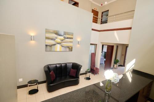 Tamboti Guest Lodge - image 2