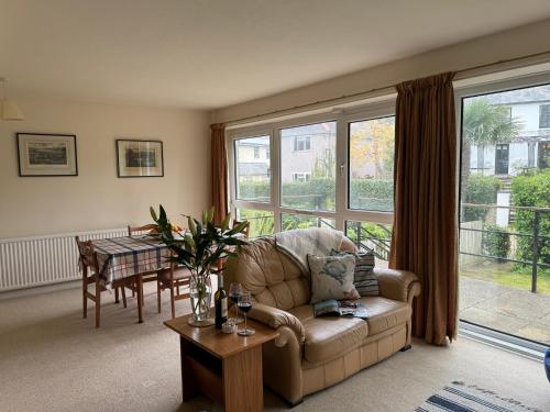 Harbour Strand close to the beach and harbour, dog friendly in Brading