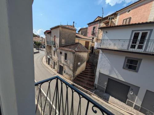 Apkārtne, La casa di nonna in Montesano sulla Marcellana