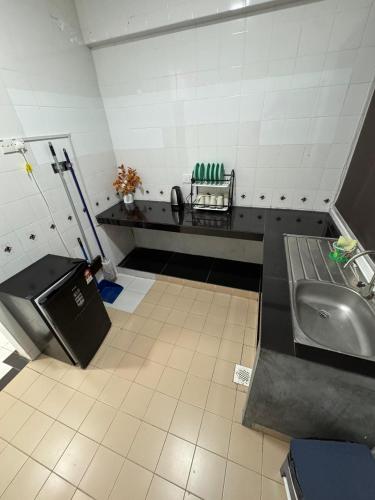 ห้องครัว, Golden Straits Villas Beach Resort in กัมปุงบากันปีนัง