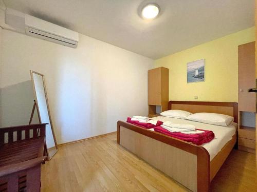 Wohnung in Baška mit Eigener Terrasse - b59584, Baška (photo 2)