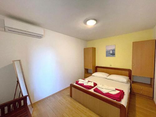 Wohnung in Baška mit Eigener Terrasse - b59584, Baška (photo 4)