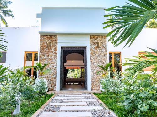 Entrada, Ndoto Zetu - Modern Swahili Chic in Watamu