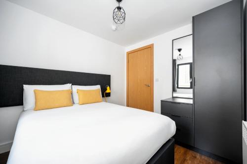 Staycity Aparthotels Duke Street - image 11