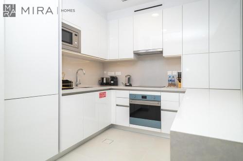 Mira Holiday Homes - Luxury 1BR in Canal Front with Waterfront Living, Dubaj (zdjęcie 8)