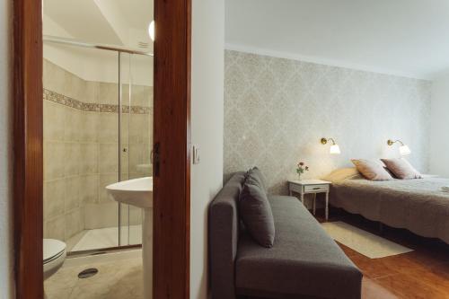 YEY Atouguia da Baleia - image 13