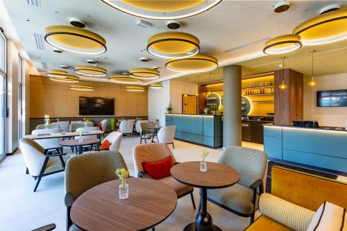 大堂, HÔTEL PANORAMA 360 Bourg en Bresse - Cœur de ville (HOTEL PANORAMA 360 Bourg en Bresse - Cœur de ville) in 布雷斯地區布爾格