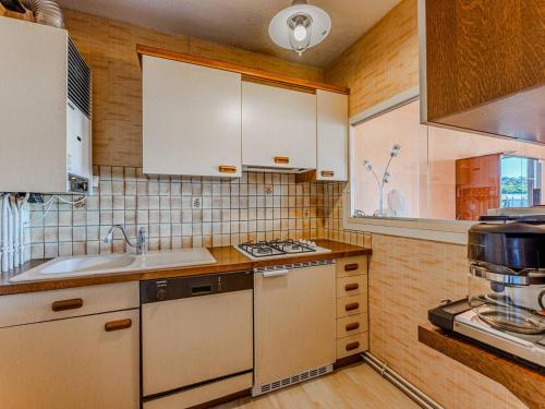 Apartment (4 Adults) image 10