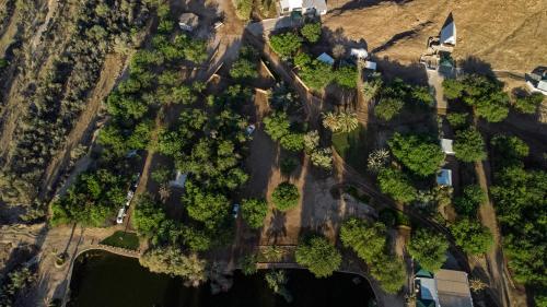 Goanikontes-Oasis - Uis Goanikontes-Oasis - Uis