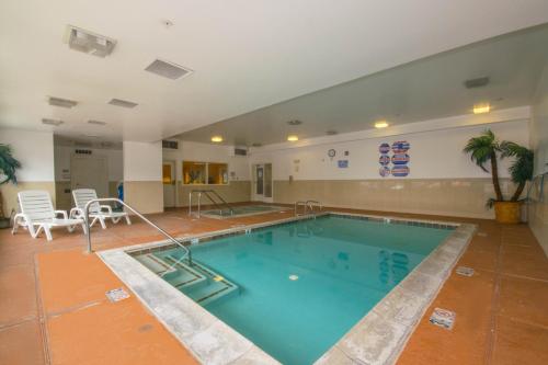 Swimming pool, Hotel Extended Studio Inn in Victorville (CA)