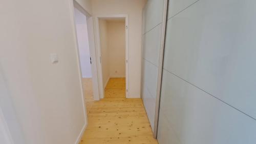 Prague Urban Oasis Loft - image 5