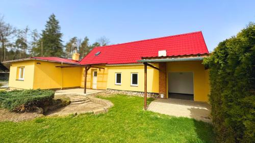 Dārzs, Rekreační dům Dobšín (Rekreacni dum Dobsin) in Dobsina