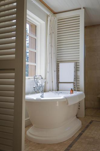 حمام, Buccara Noetzie - Honeymoon Castle in Pezula Private Estate