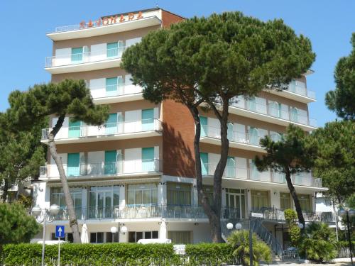 Hotel Sayonara, Milano Marittima bei San Pietro in Vincoli