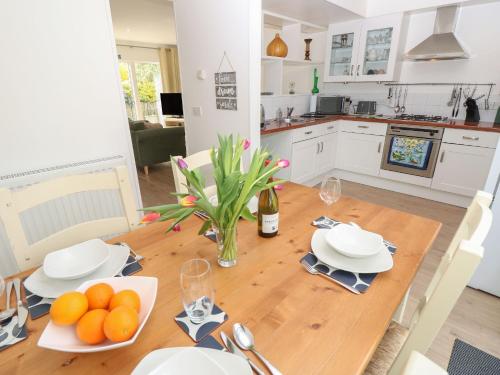 Hotellet från utsidan, Delaware M3 in Freshwater North