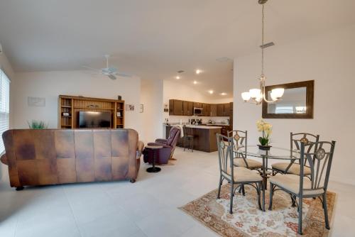 Sun-Soaked Retreat in The Villages with Grill! in The Villages, USA