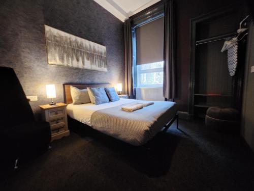 Frederick Douglass - Rooms In The City in West End