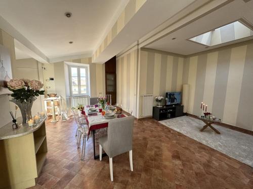 One-Bedroom Apartment room in Anna