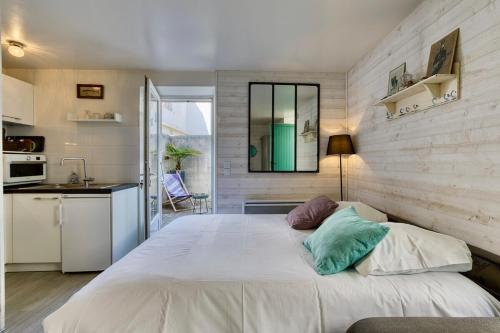 332 Le Petit Pavé Studio avec cour en plein centre - Location saisonnière - Saint-Martin-de-Ré