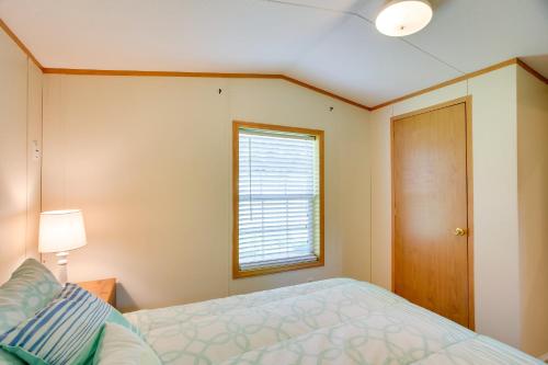 Lake Texoma Cabin Near Willow Springs Marina! in Tupelo