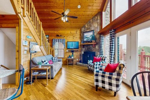 Bearfoot Inn, Sevierville