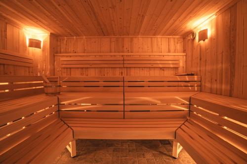 Sauna, Naturhotel Sachsenbaude Oberwiesenthal - Indoor-Pool & Outdoor-Whirlpool in Oberwiesenthal