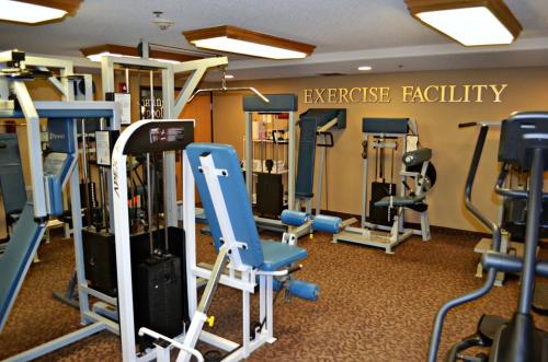 Fossil Creek Hotel & Suites