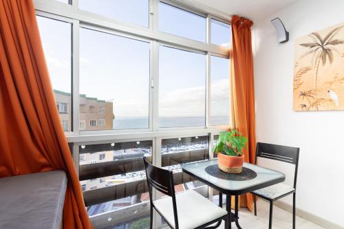 Home2Book Candemar Ocean View