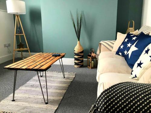 Bay View - Amazing Location dog friendly