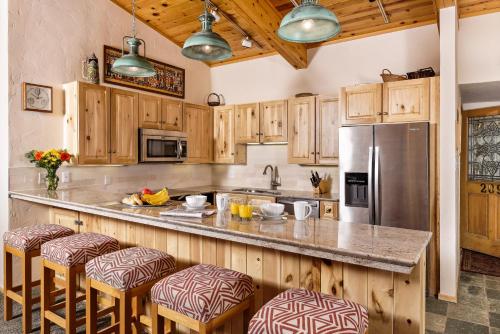 Deluxe Three Bedroom - Aspen Alps 209 - image 6