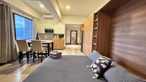 Unique Studio Apartment in the heart of Guatemala City in Zona 13