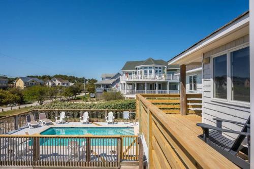 2Min Walk to Beach Private Pool & Hot Tub – khách sạn tại Ocean Hill