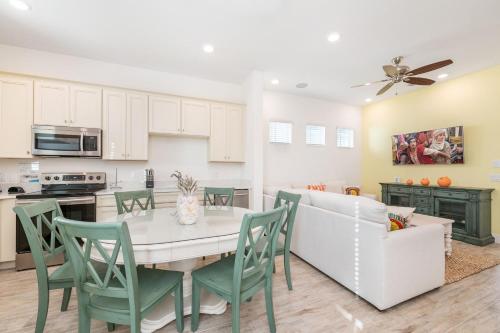 Life is Good Cottage near Disney with Margaritaville Resort  Island H2O Access - 8059KD - image 13