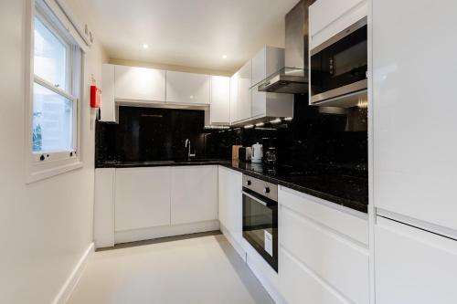 B’Shan Apartments - image 3