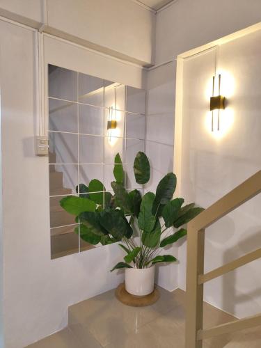 Jetluxe Modern Home Pampanga near Clark with Parking near MarQuee Mall